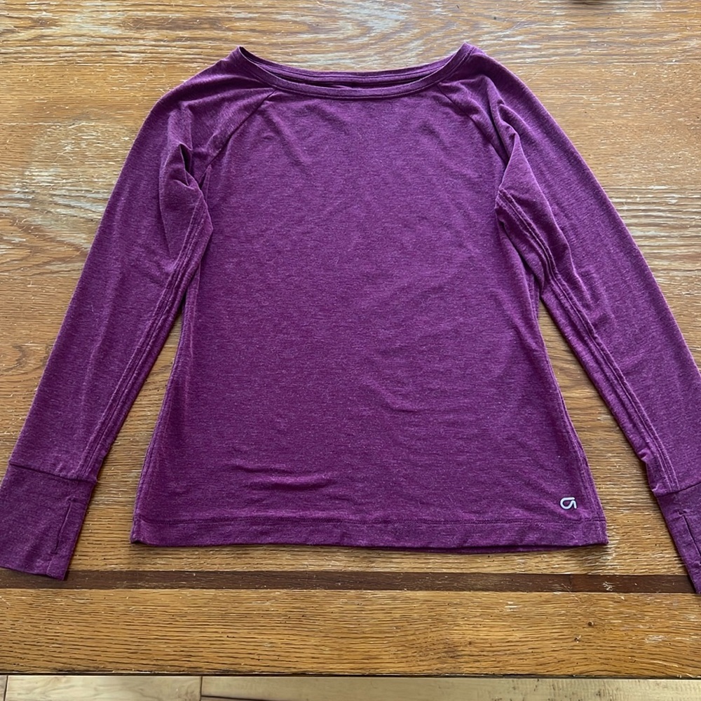 Gap Fit athletic top.